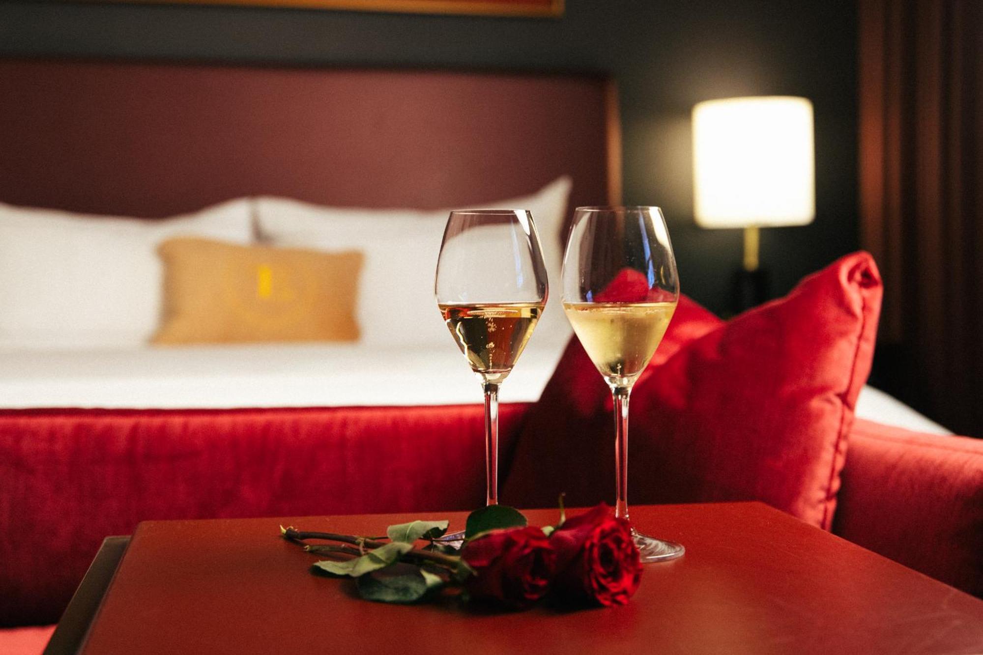 The Exchange Sacramento, Curio Collection By Hilton